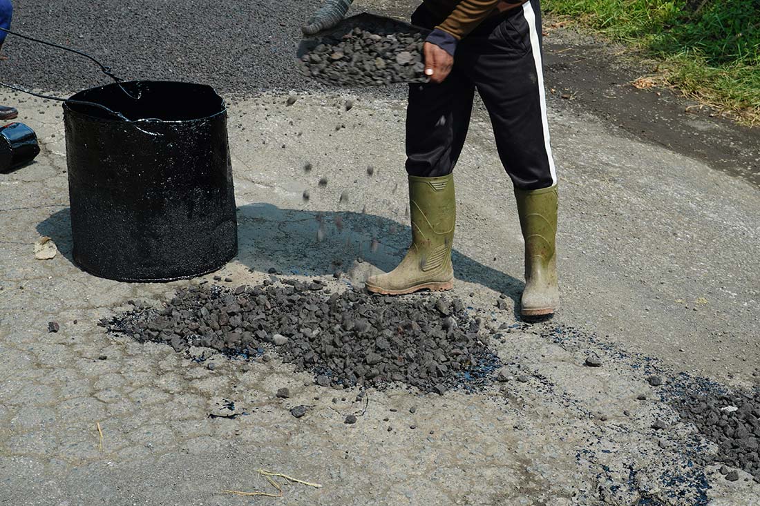 GRAVEL DRIVEWAY REPAIR & MAINTENANCE 3 GRAVEL DRIVEWAY